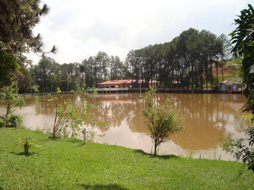 Hotel Fazenda Floresta Do Lago ソコロ エクステリア 写真